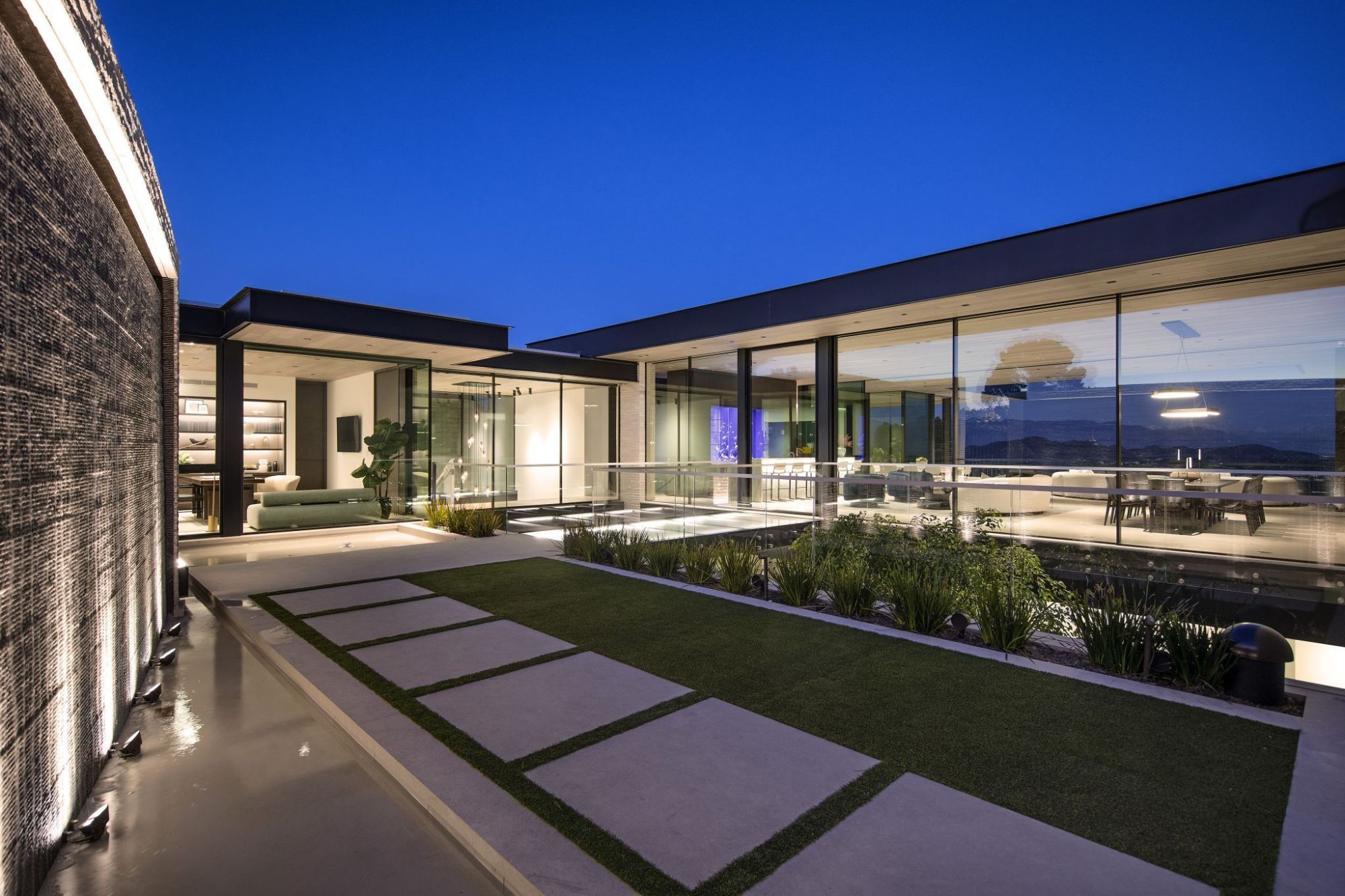 Paul McClean Design Architecture Luxury Mansions Orange County
